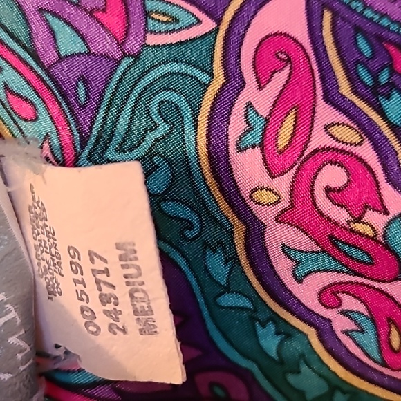 Intimate Moments Short Robe - Picture 3 of 7